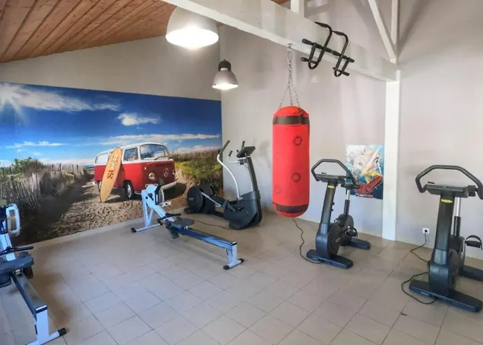 캠프장 Mobil-home Avec Terrasse, 2 Doubles, Cuisine Equipee - Api-1-52-1467