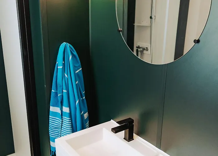 Mobil-home Avec Terrasse, 2 Doubles, Cuisine équipée - Api-1-52-1467